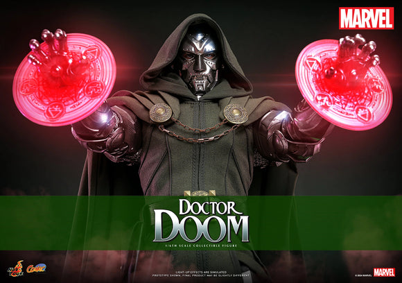 Hot Toys Marvel Comics Fantastic Four Doctor Doom 1/6 Scale 12