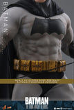 Hot Toys DC Comcis Batman: The Dark Knight Returns Batman 1/6 12" Scale Collectible Figure