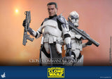 Hot Toys Star Wars: The Clone Wars Clone Commander Wolffe 1/6 Scale 12" Collectible Figure