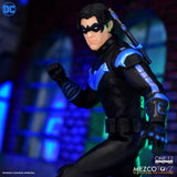 Mezco Toyz One:12 Collective DC Comics Nightwing (Dick Grayson) 1/12 Scale Collectible Figure