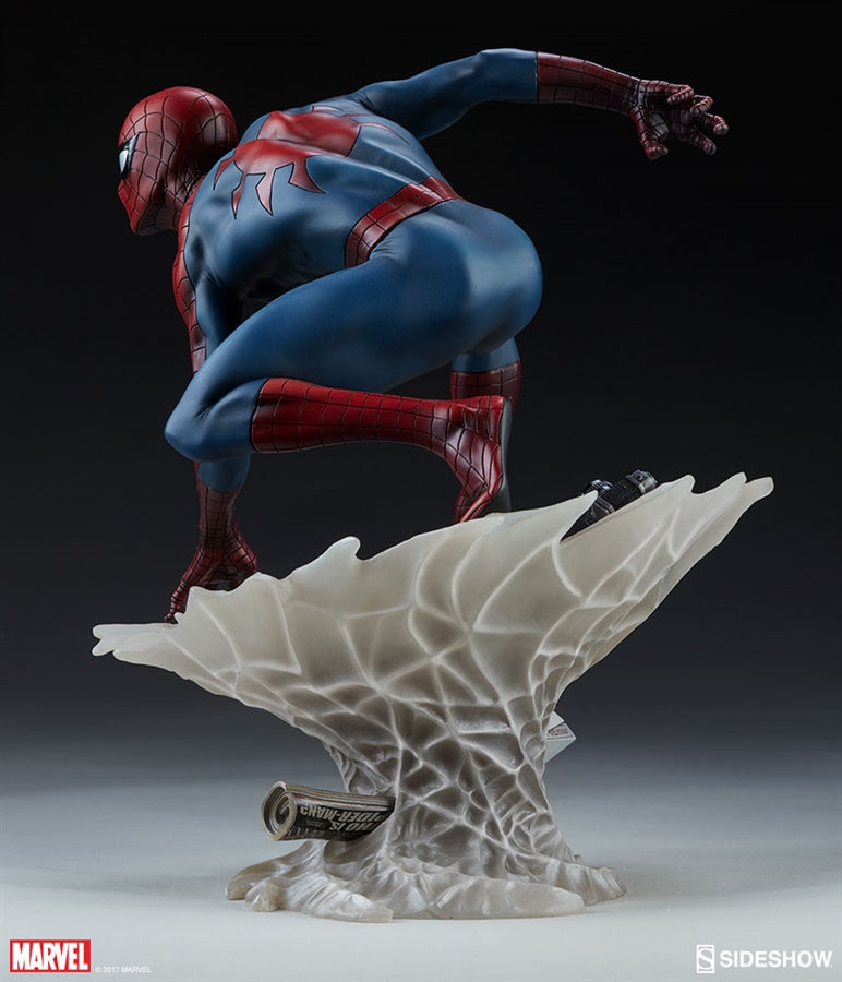 Sideshow Marvel Comics Spider-Man Mark Brooks Artist Series Statue